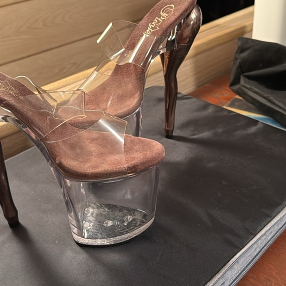Pleaser Shoes - Women’s heels size 6